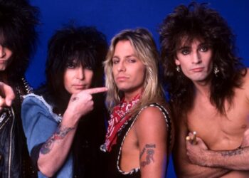 MÖTLEY CRÜE lanzó una nueva versión de “HOME SWEET HOME” con la icónica DOLLY PARTON