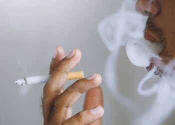 No hay consumo seguro: tabaco afecta incluso con pocos cigarrillos al día