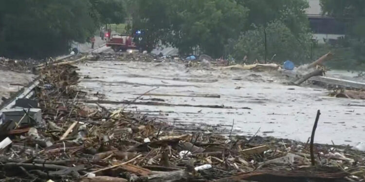 Más de un centenar de personas murieron por inundaciones en el estado de Texas