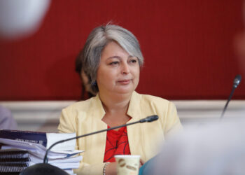 Jeannette Jara descarta suspensión de militancia en el PC