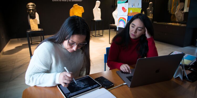 UBB participa en Proyecto Fondart alusivo a Mujeres Artistas de Ñuble