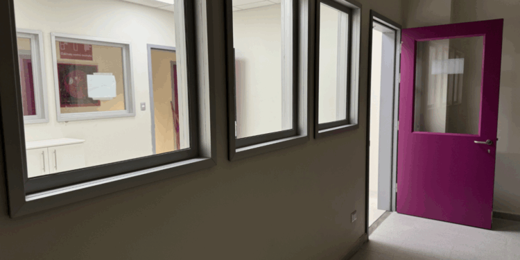 Nuevo Hospital Regional de Ñuble suma innovaciónfarmacéutica con central de mezclas estériles