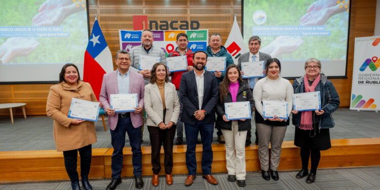 Ñuble avanza hacia la seguridad hídrica con entrega de Estrategias Hídricas a nueve comunas y la firma del Acuerdo “Agua para todos”