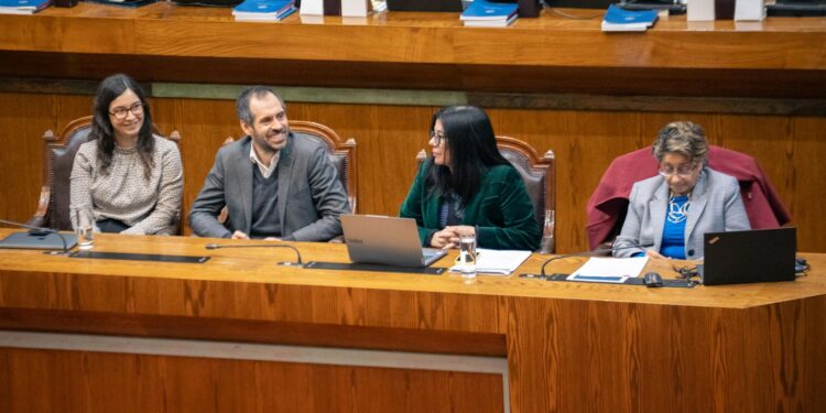 Congreso Nacional aprueba proyecto de ley‘ Más Mujeres en Directorios’