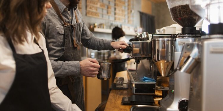 Segegob de Ñuble destaca impacto positivo de nueva ley que simplifica regulación y apoya a mipymes en la región