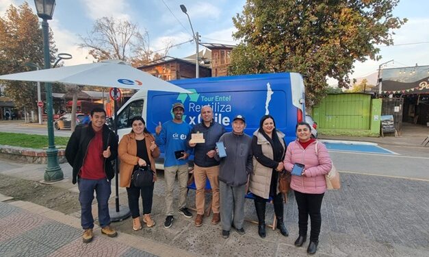 Municipio y Entel recibirán equipos electrónicos en desuso en Plaza de Armas