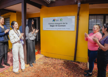 Refuerzan la importancia de buscar apoyo en los centros de la mujer del Gobierno Regional