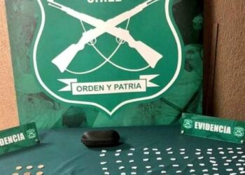 OS7 de Carabineros detiene a sujetos que comercializaban drogas