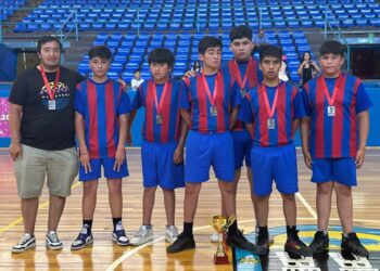 Abren inscripciones para torneos municipales de básquetbol escolar 2025 en Chillán