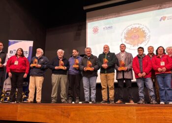 Bulnes recibió más de 300 apicultores de todo Chile en el XXVI Congreso Apícola Nacional