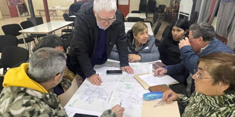 COMIENZAN TALLERES PARTICIPATIVOS: COMUNIDAD SANCARLINA BUSCA MEJORAR LA MOVILIDAD DE LA COMUNA