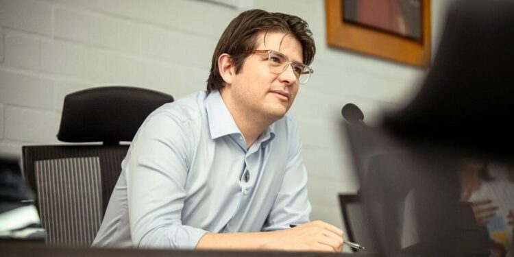 Fallece senador y precandidato presidencial de Colombia, Miguel Uribe Turbay, dos meses después de sufrir un atentado