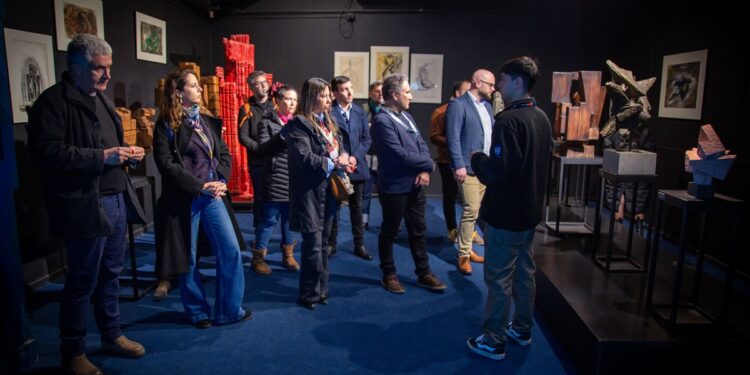 Museo Marta Colvin recibió a gestores culturales en la Ruta Creativa que abrió el Foro Sostenible 2025