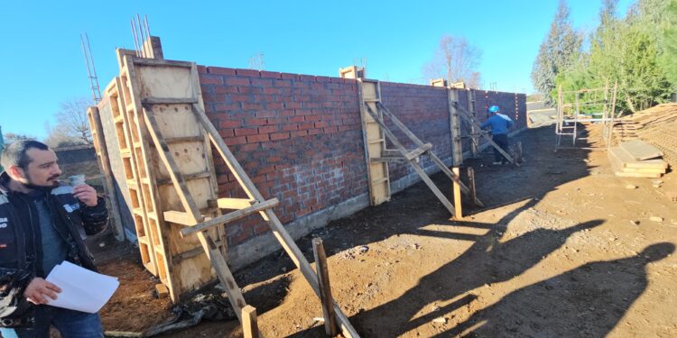 El Carmen: Comenzó la construcción de 6 nuevos camarines para la comuna