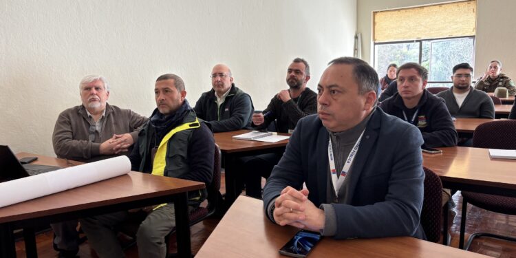 Seremis de Seguridad Pública y Agricultura refuerzan coordinación intersectorial para enfrentar delitos, fiscalizar quemas y prevenir incendios en el mundo rural