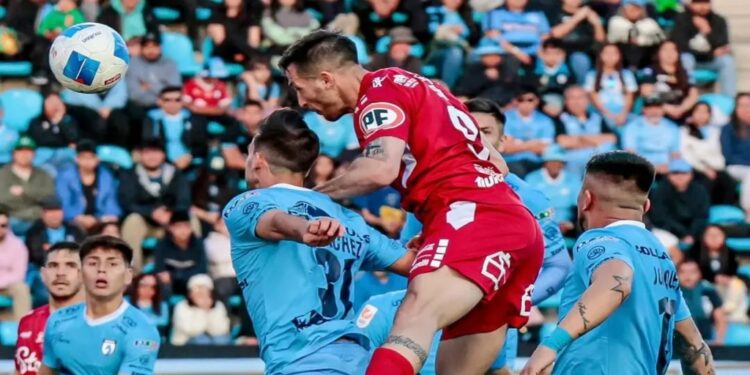 Ñublense se acostumbró a ganar y hunde aún mas a los Dragones Celestes