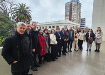 UBB acompañó a sus dos premiados en los Reconocimientos Regionales de Ñuble 