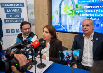 Gobierno Regional y Essbio firman convenio de colaboración para agilizar proyectos de agua potable y servicios sanitarios rurales en Ñuble