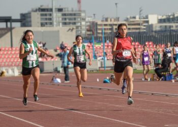 Atletismo de Ñuble destaca en Final Nacional Escolar