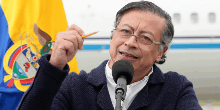 Gustavo Petro propone  un Ejército para «liberar a Palestina»