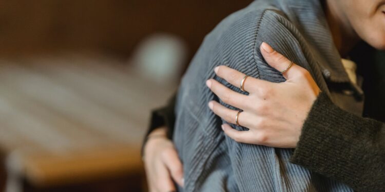 9 de cada 100 mil personas mueren por suicidio: el llamado a prevenir desde la salud pública