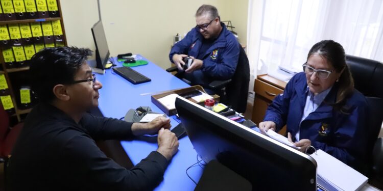 Chillán Viejo entrega cerca de 1.600 licencias digitales en pocos