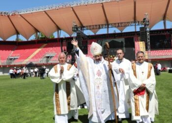 Más de ocho mil personas participaron en la Misa Centenario de la Diócesis de Chillán
