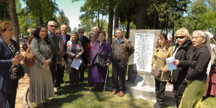 Chillán Viejo resalta su historia con inauguración de memorial de personajes destacados