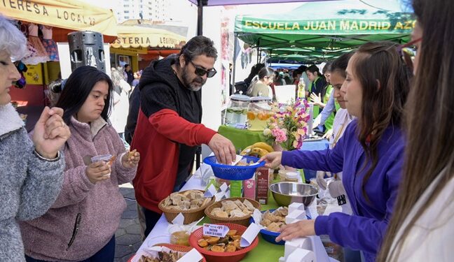 Chillán celebró el Día Mundial de la Alimentación junto a feriantes del Mercado Municipal