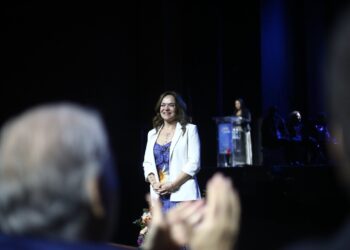 Directora en aniversario del Hospital de Chillán: “Vamos a construir el próximogran capítulo de la historia de la salud en Ñuble”