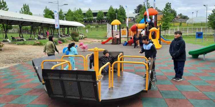 Gobierno impulsa histórica inversión de más de $13 mil millones para recuperar espacios públicos en Ñuble