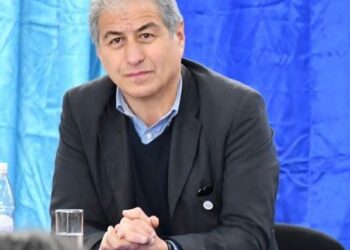 COLEGIO DE PROFESORES DENUNCIA POSIBLE DESPIDO MASIVO DE DOCENTES POR DISMINUCIÓN EN PRESUPUESTO DE LA NACIÓN 2026 .