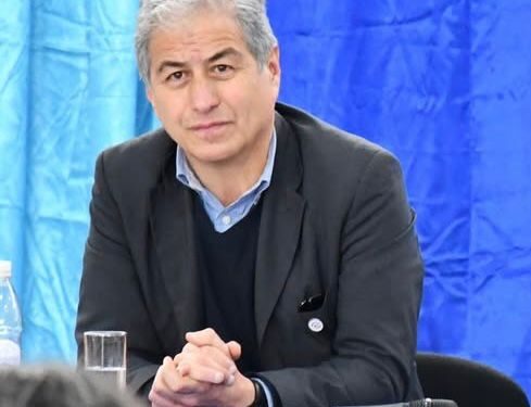 COLEGIO DE PROFESORES DENUNCIA POSIBLE DESPIDO MASIVO DE DOCENTES POR DISMINUCIÓN EN PRESUPUESTO DE LA NACIÓN 2026 .