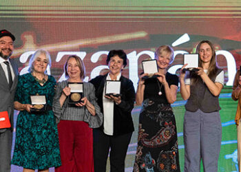 MAZAPÁN RECIBE EL PREMIO FIGURA FUNDAMENTAL DE LA MÚSICA CHILENA