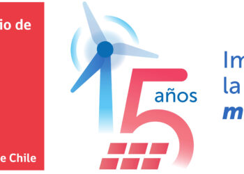 Ministerio de Energía entregó kits de emergencias a familias de Chillán Viejo