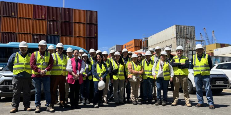 Productores campesinos de Ñuble se preparan para exportar con la ayuda de INDAP y Centro de Negocios SERCOTEC Chillán.