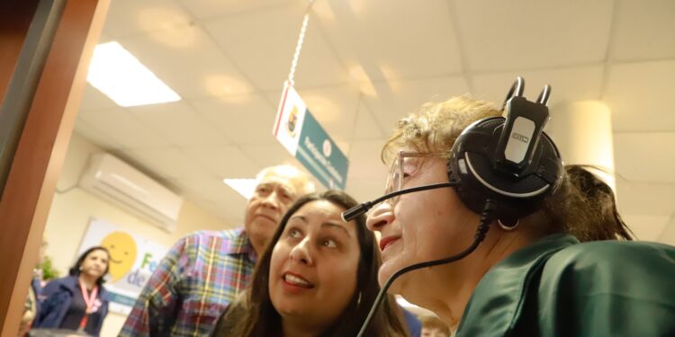 Instituto de Previsión Social inaugura tótem de autoatención para facilitar trámites digitales