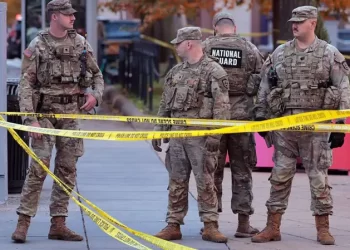 Disparan contra 2 miembros de la Guardia Nacional cerca de la Casa Blanca en Washington D.C.