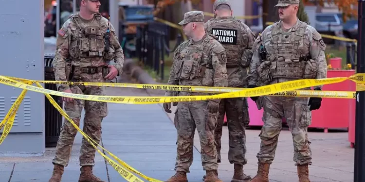 Disparan contra 2 miembros de la Guardia Nacional cerca de la Casa Blanca en Washington D.C.