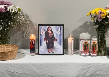 Como cada día, María Florinda Ríos Pérez salió junto a su esposo antes del amanecer para trabajar limpiando casas. Sin embargo, una confusión con la dirección le impidió regresar a su hogar.