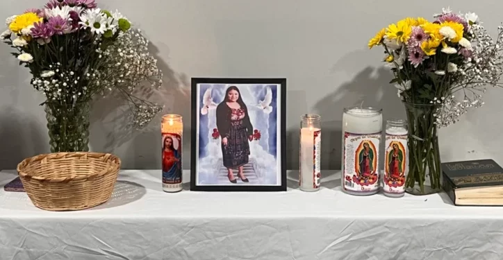 Como cada día, María Florinda Ríos Pérez salió junto a su esposo antes del amanecer para trabajar limpiando casas. Sin embargo, una confusión con la dirección le impidió regresar a su hogar.