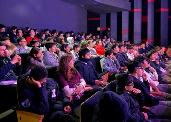 Recitales “Poesía y música para Mistral” se extienden hasta las comunidades de Cabrero y Punta Lavapié