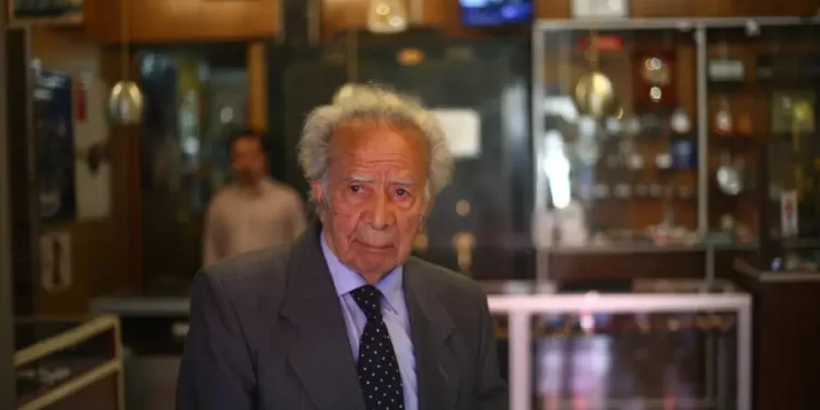 Dos ñublenses figuran entre los 100 Líderes Mayores 2025