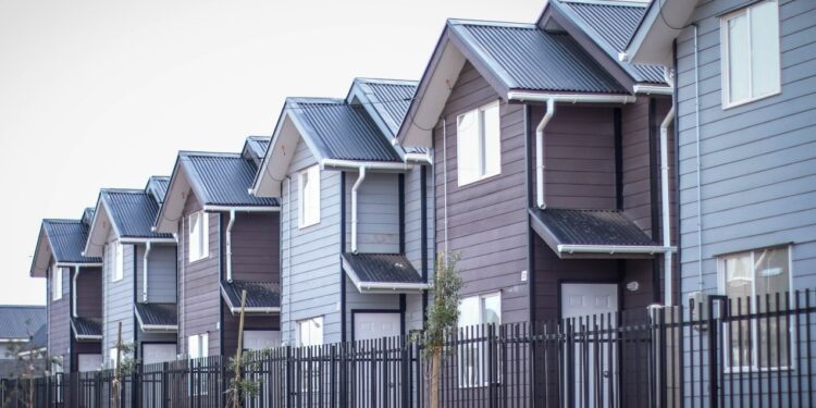 El Plan de Emergencia Habitacional sigue sumando: 9.117 familias de Ñuble ya tienen una vivienda digna y adecuada