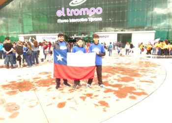 Colegio Alturas logra primer y tercer lugar en Robo Matrix Continental Junior 2025