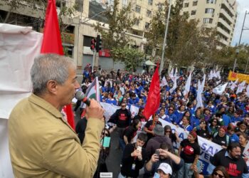 TALCA: MUNICIPIO ANUNCIA DESPIDO DE 400 DOCENTES TENDRÁN REDUCCIÓN DE HORAS.