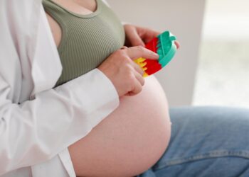 Servicio de Salud Ñuble refuerza llamado a la vacunación de embarazadas para proteger a recién nacidos contra la tos convulsiva