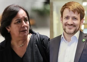 Senadores de derecha le dan un Salva Vidas al ministro que ocultó error en alza de la luz