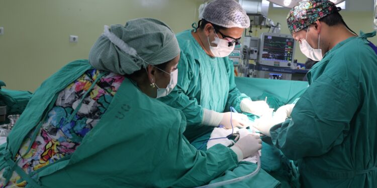 Cirugías aórticas del abdomen ya se realizan en el Hospital de Chillán