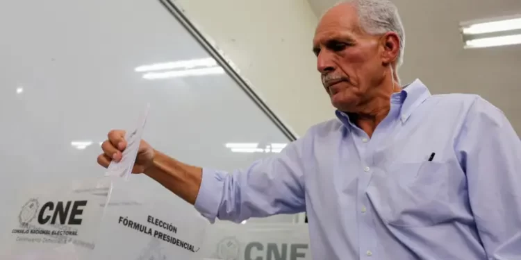 El conteo de las elecciones presidenciales en Honduras muestra una reñida contienda entre el conservador Asfura, apoyado por Trump, y el centrista Nasralla